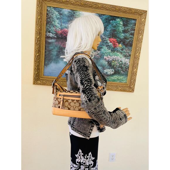 Vtg COACH signature canvas tan fabric convertible shoulder bag 9363 Y2K - Picture 3 of 10